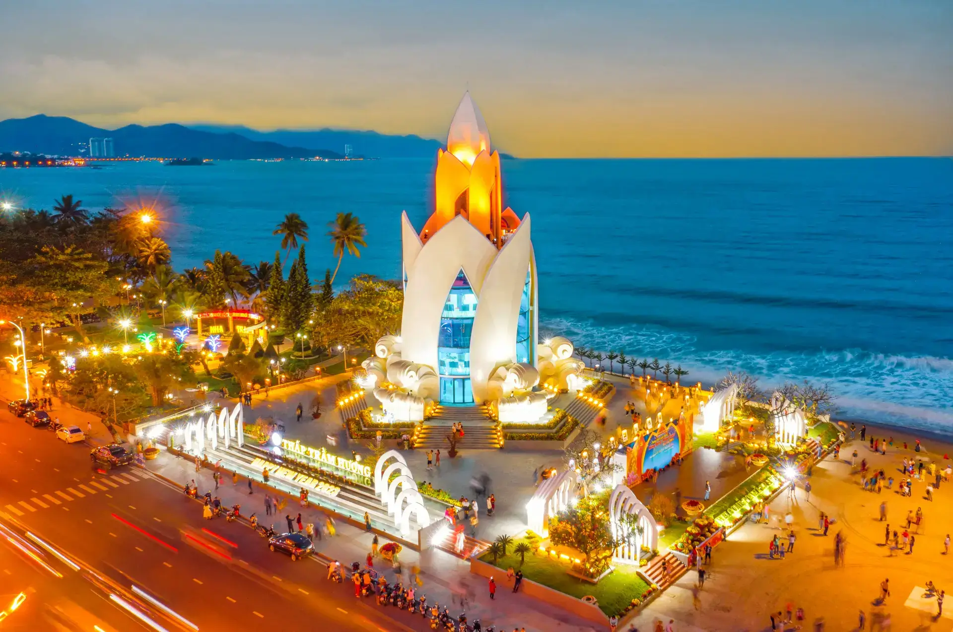 nha trang 2 - Giới thiệu